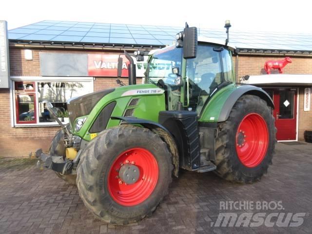 Fendt 718 S4 Tractoare