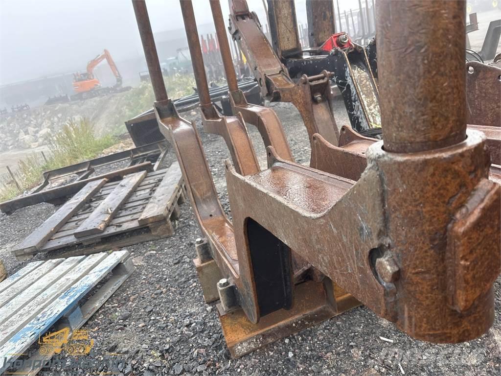 Valmet 860 Alte componente