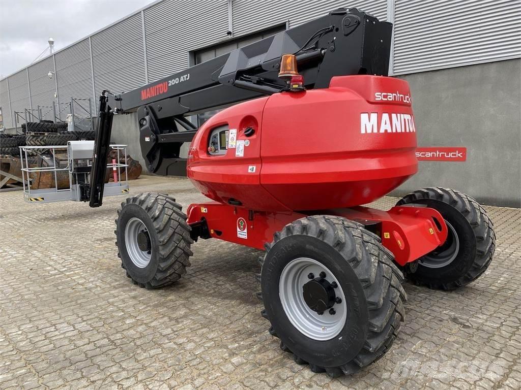Manitou 200ATJ RC Nacele cu brat articulat