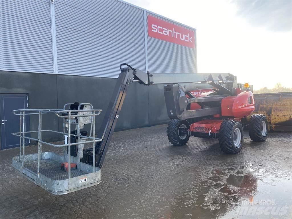 Manitou 200ATJ RC Nacele cu brat articulat
