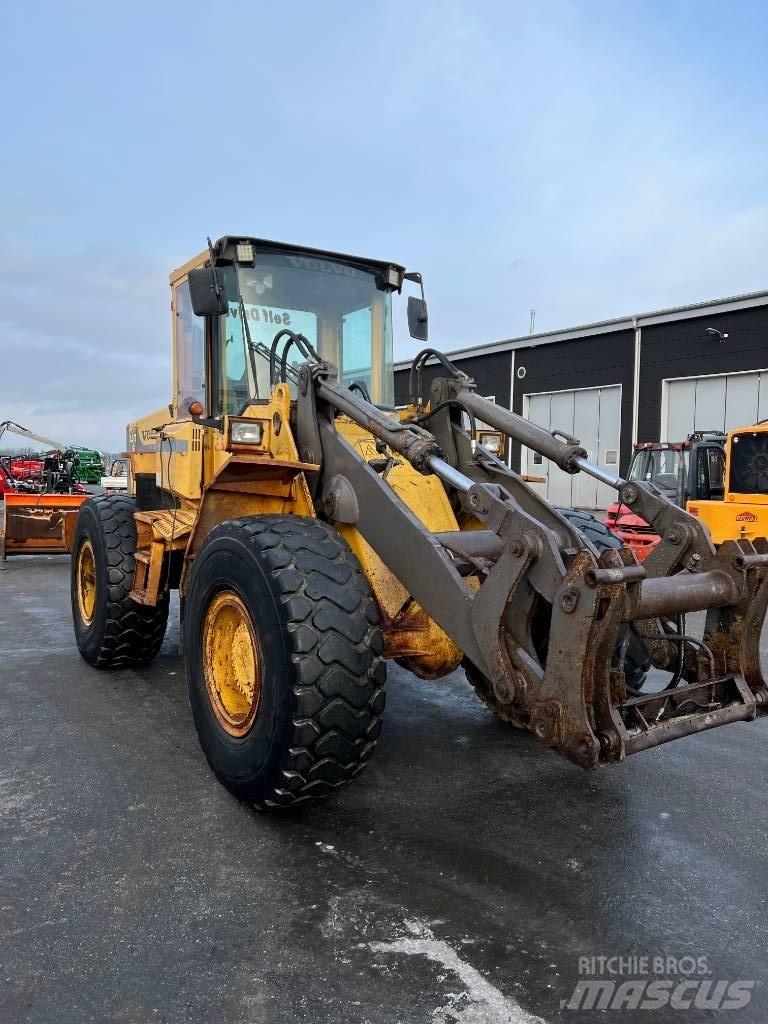 Volvo L90 B Incarcator pe pneuri