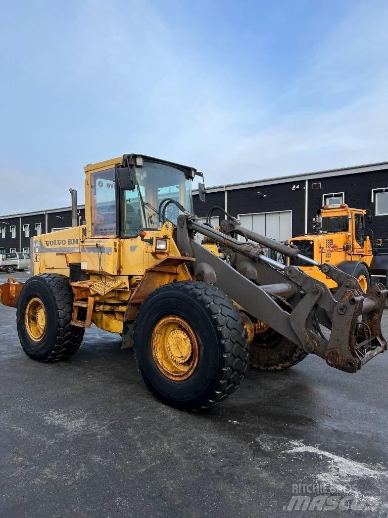 Volvo L90 B Incarcator pe pneuri