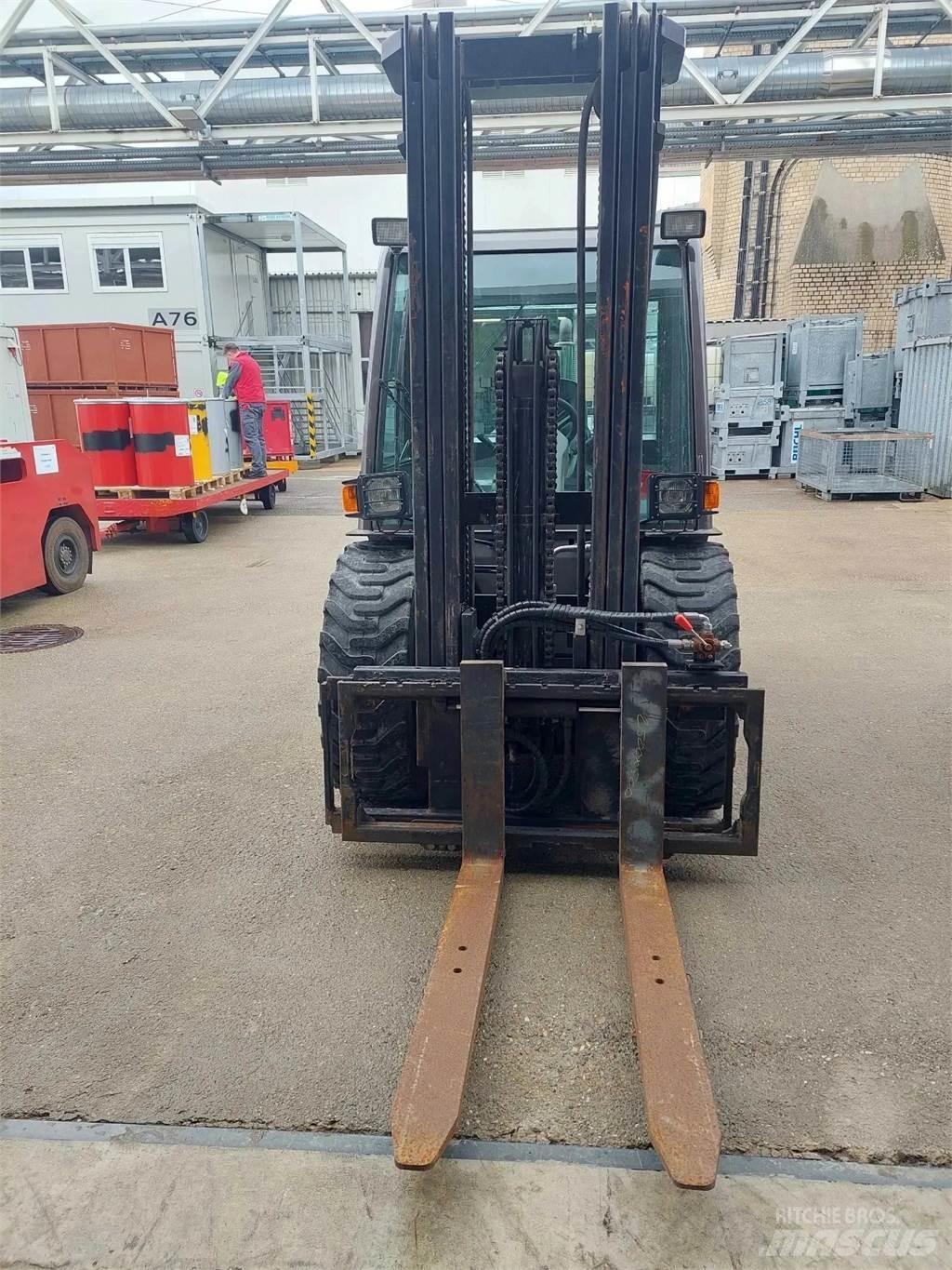 Manitou MSI 30 Stivuitor diesel