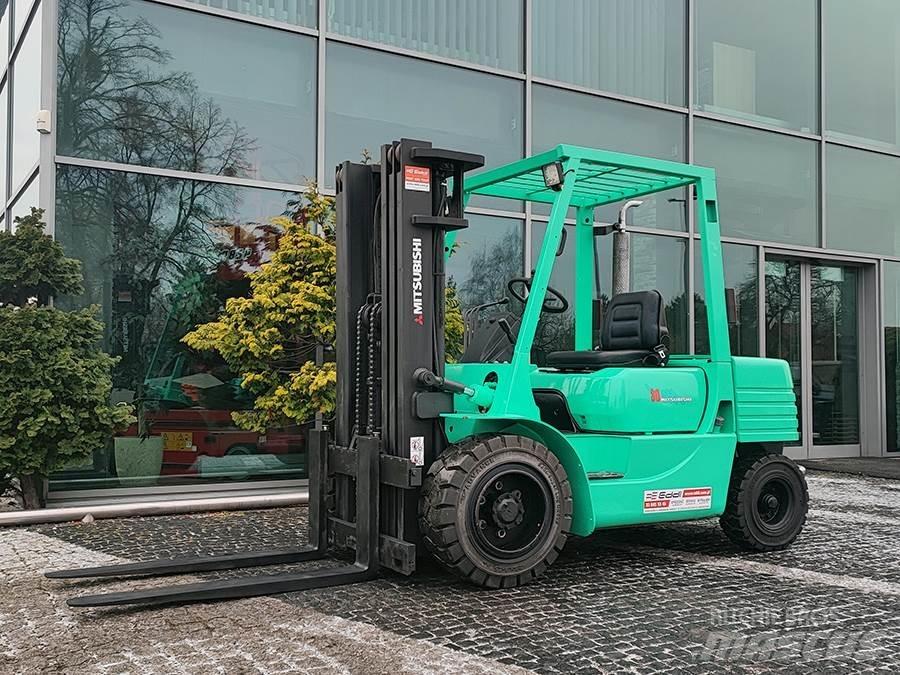 Mitsubishi DP30 Stivuitor diesel