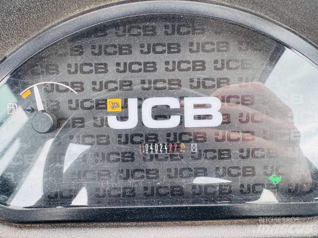 JCB 406 Incarcator pe pneuri