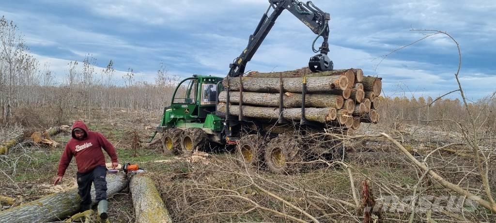 John Deere 1110 Transportoare