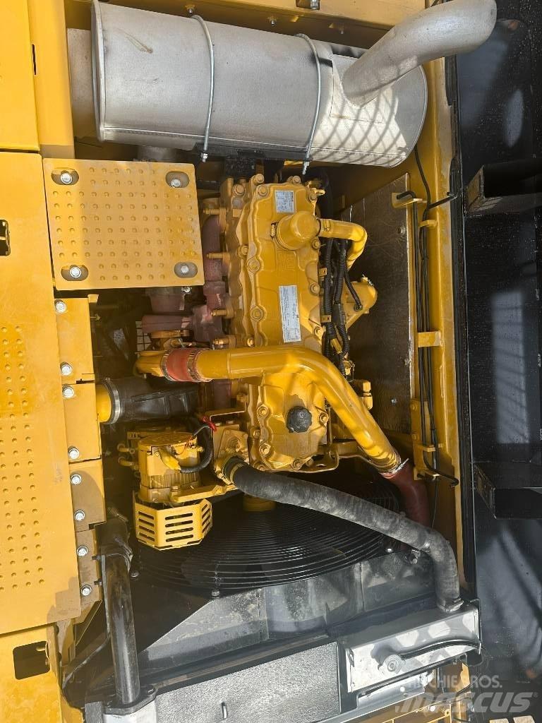 CAT CAT330 Excavatoare 7t - 12t
