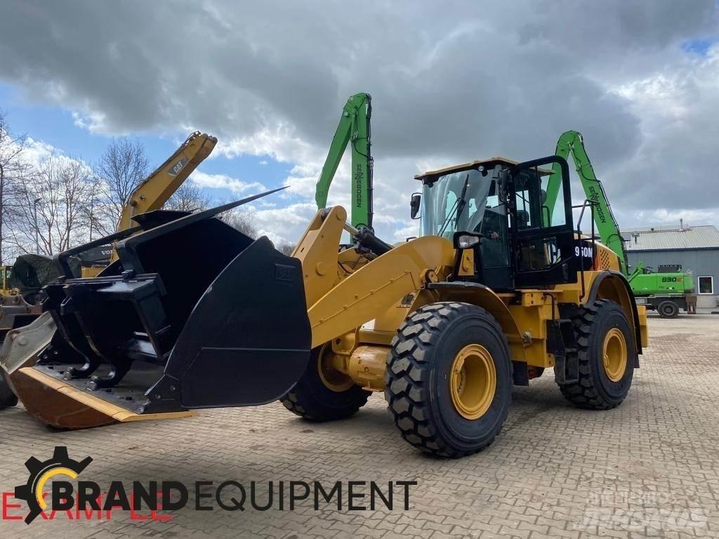 CAT 950M Incarcator pe pneuri