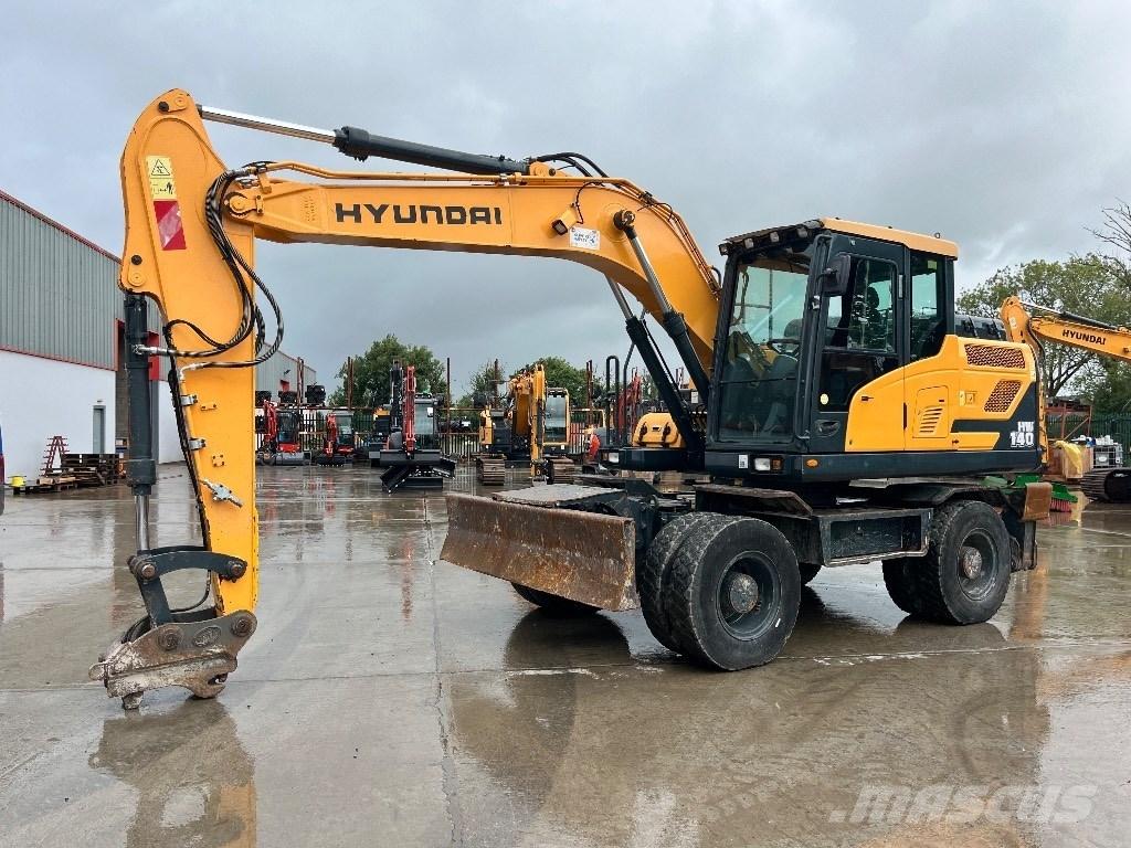 Hyundai HW140 Excavatoare cu roti