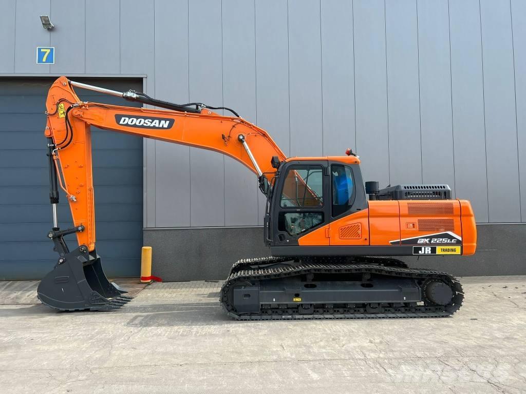 Doosan DX 225 LC-7M Excavatoare pe șenile
