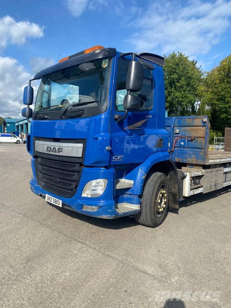 DAF CF 330 Camioane cu macara