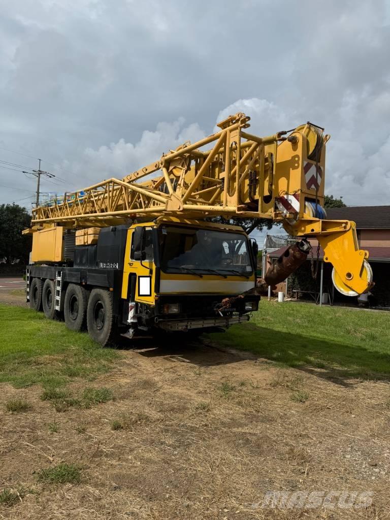 Liebherr LTM 1090-2 Macara pentru orice teren