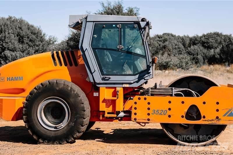 Hamm 3520 Cilindri compactori micsti