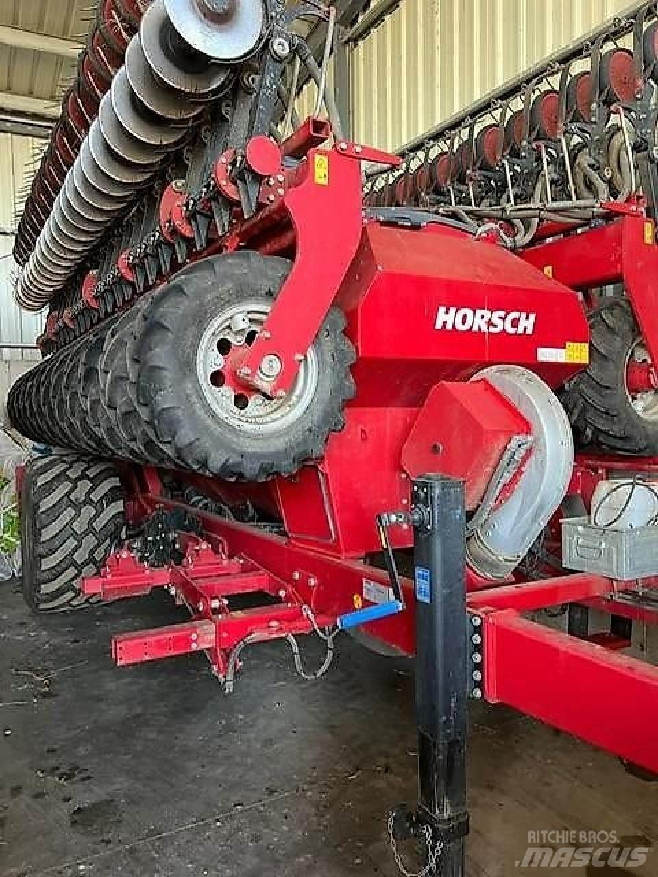 Horsch Serto 12SC Perforatoare