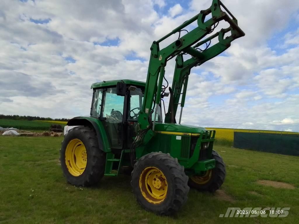 John Deere 6110 SE Tractoare