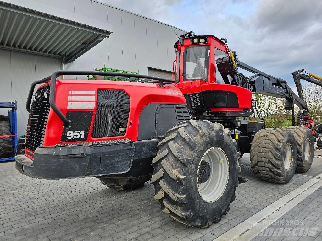 Komatsu 951 Combine forestiere