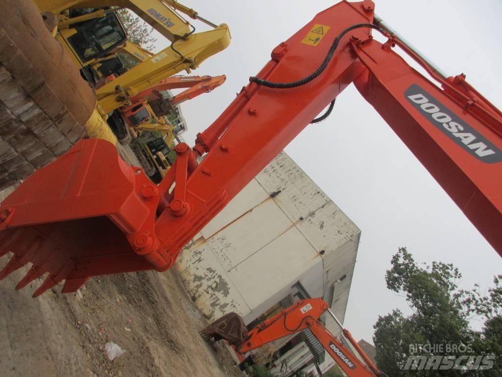 Doosan DH 150 LC-7 Excavatoare cu roti