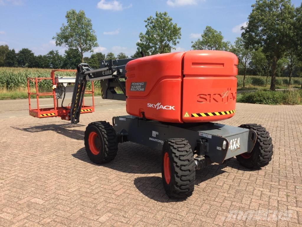 SkyJack SJ 46 AJ Nacele cu brat articulat