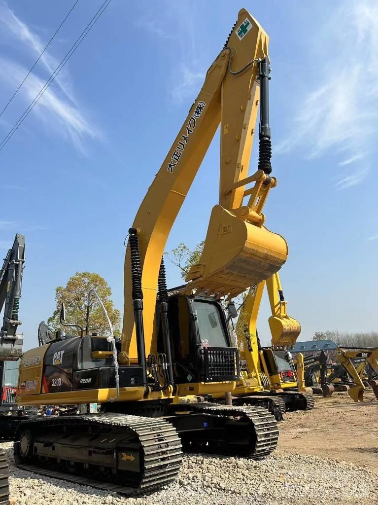 CAT 320D2 Excavatoare 7t - 12t