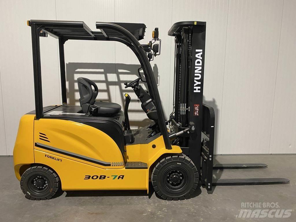 Hyundai 30B-7A Stivuitor electric
