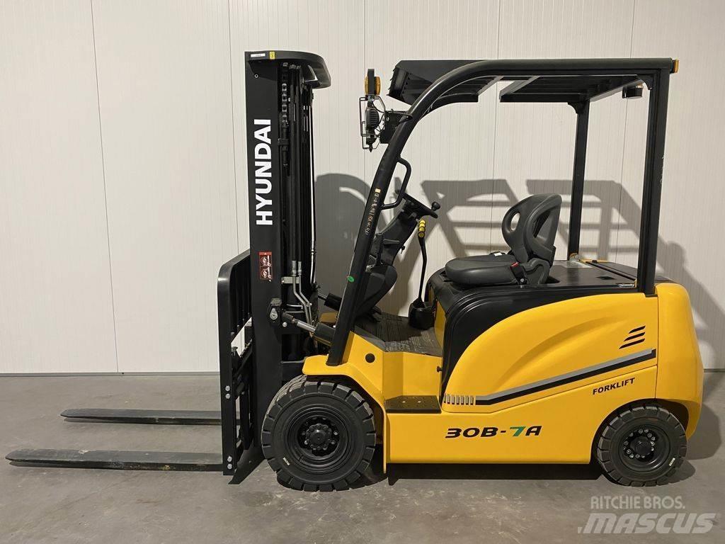 Hyundai 30B-7A Stivuitor electric