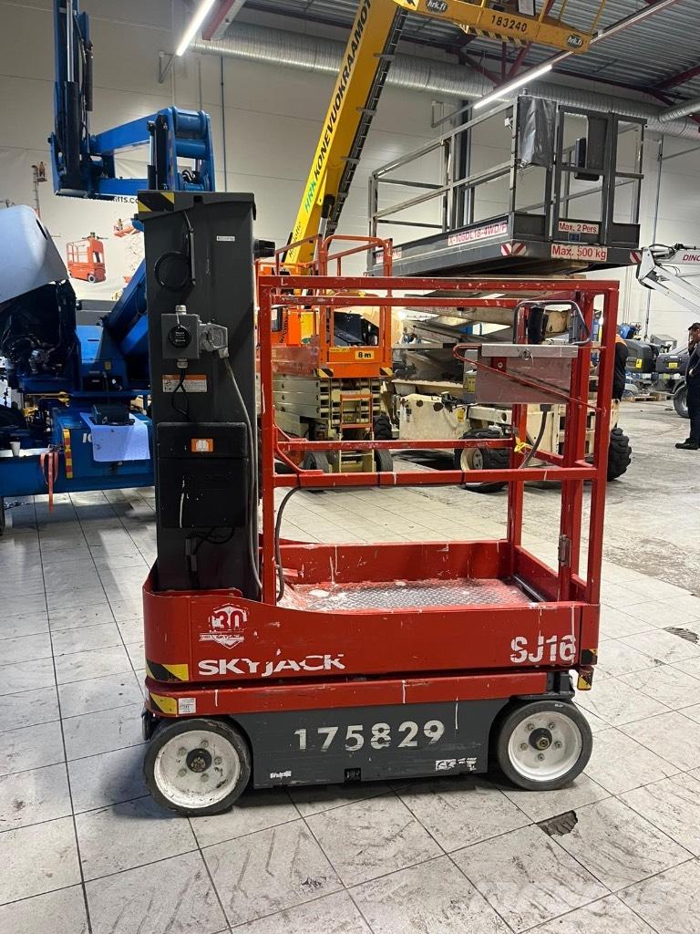 SkyJack SJ 16 Platforme foarfeca