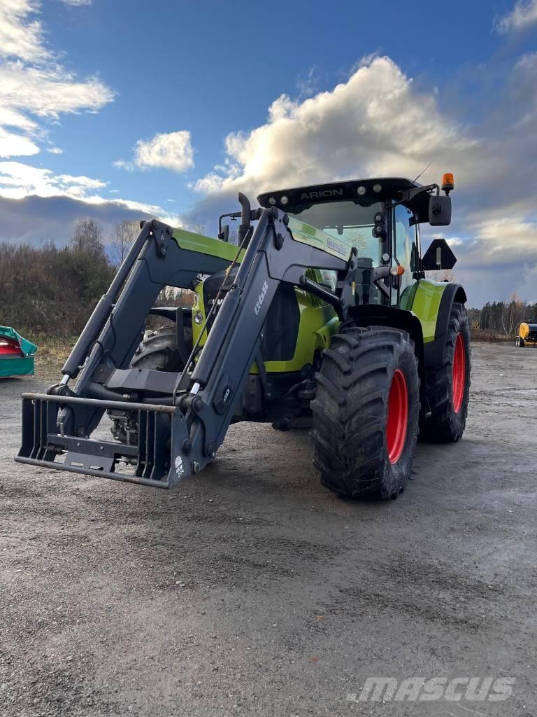 CLAAS ARION 650 Tractoare