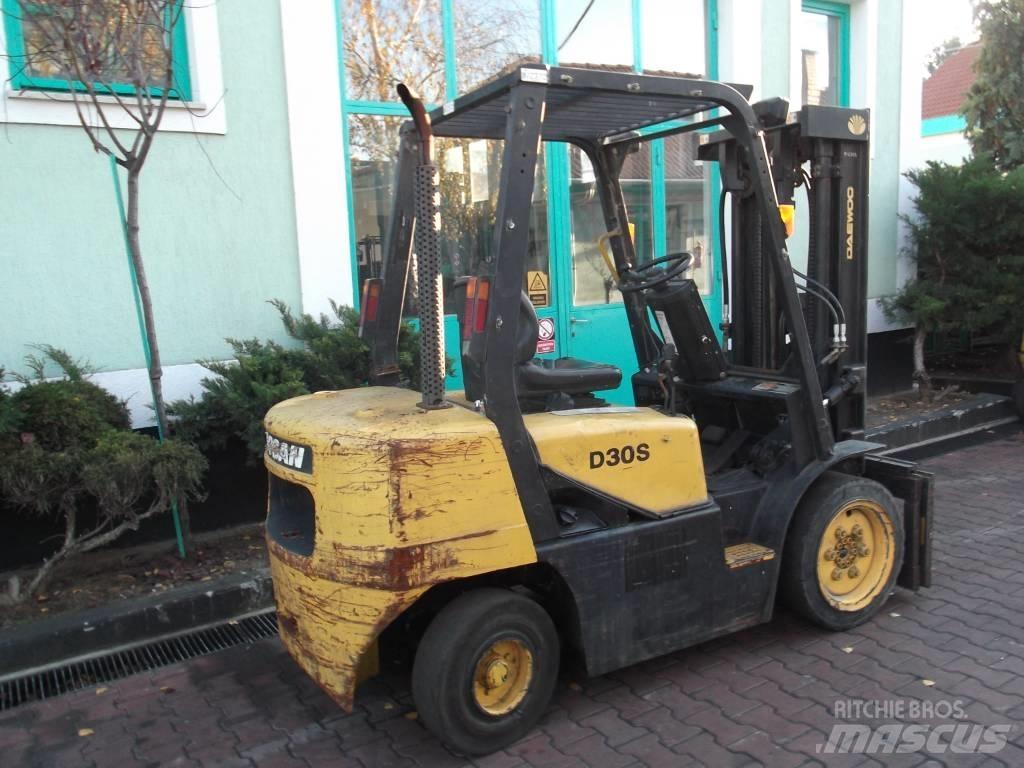 Daewoo D30S3 V-2372 Stivuitor diesel