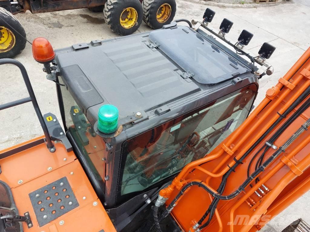 Hitachi ZX210LC-6 Excavatoare pe șenile
