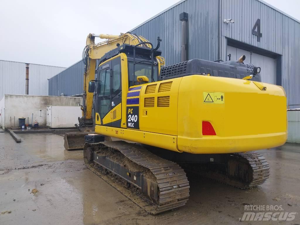 Komatsu PC240NLC-11 Excavatoare pe șenile

