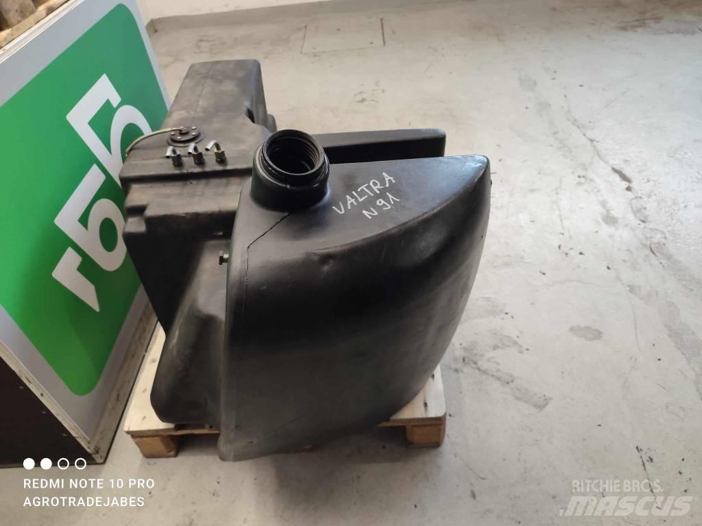 Valtra N91 Fuel Tank Cabine si interior