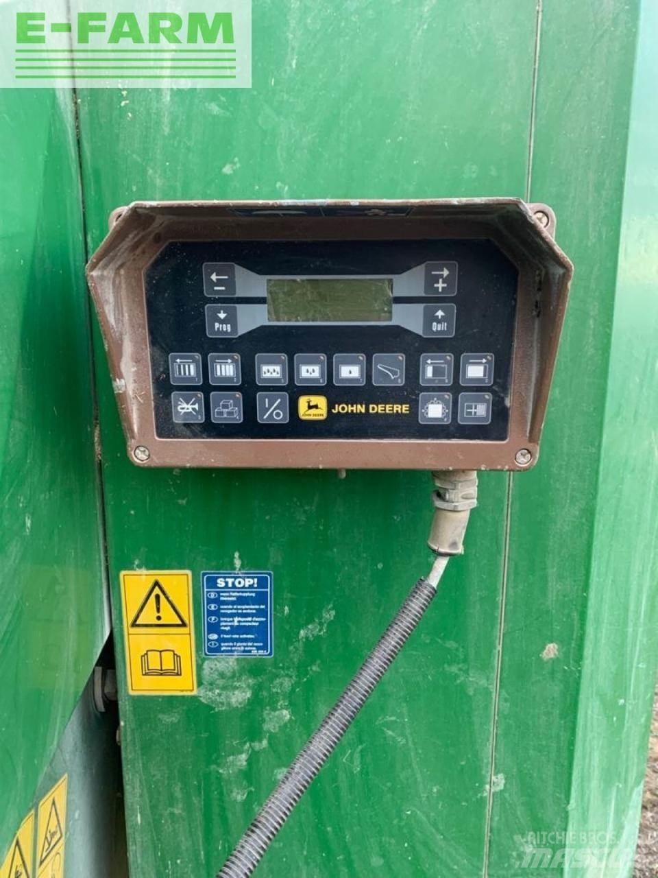 John Deere 690 Baler dreptunghiular