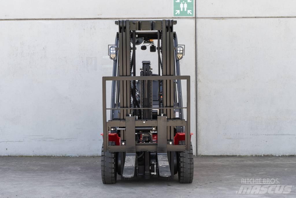 Manitou ME 425 LD Stivuitor electric