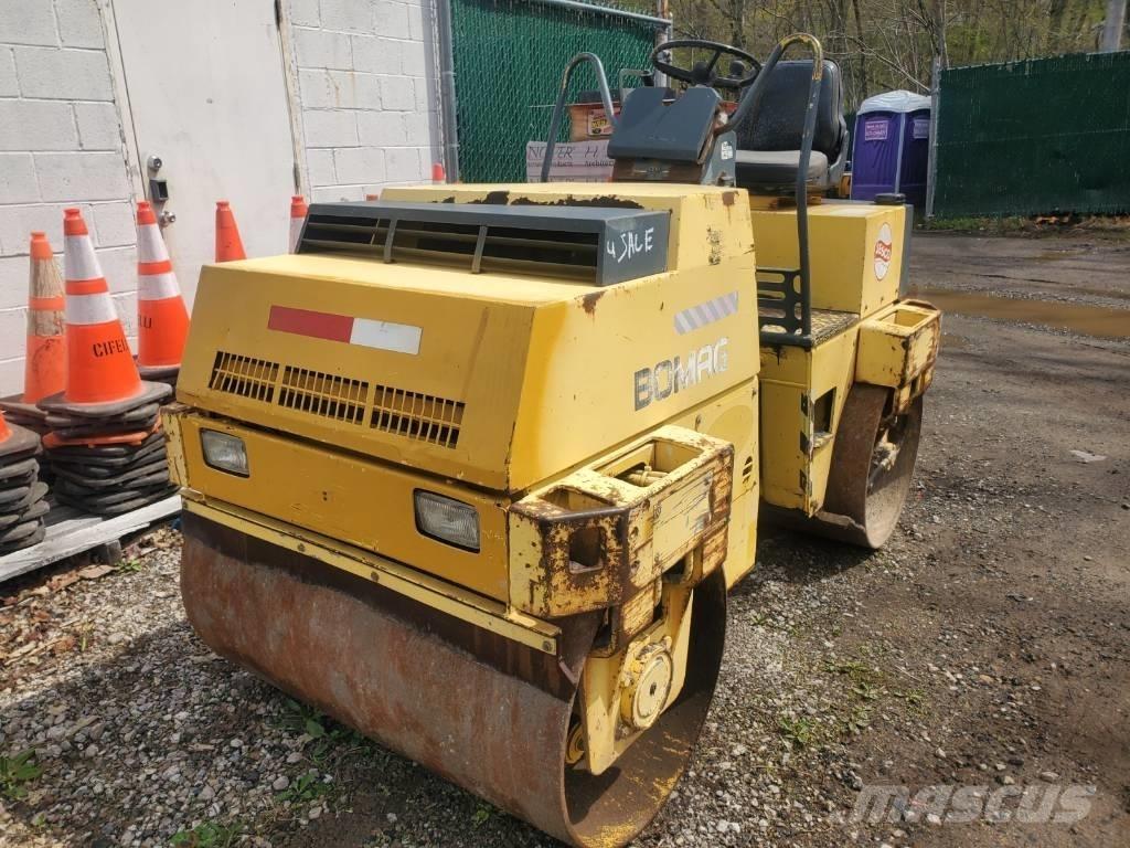 Bomag BW121 AD-2 Cilindri compactori dubli