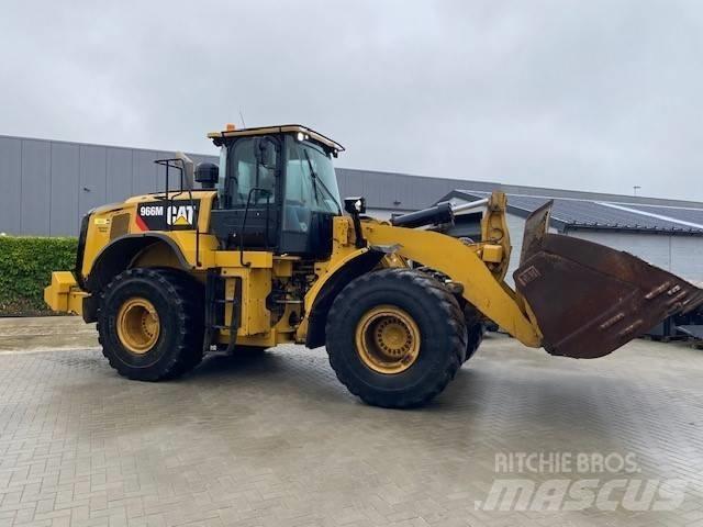 CAT 966 M Incarcator pe pneuri