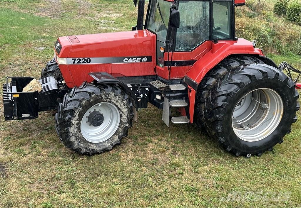 Case IH 7220 MAGNUM Tractoare