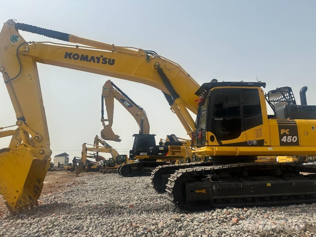Komatsu PC 450 Excavatoare pe șenile
