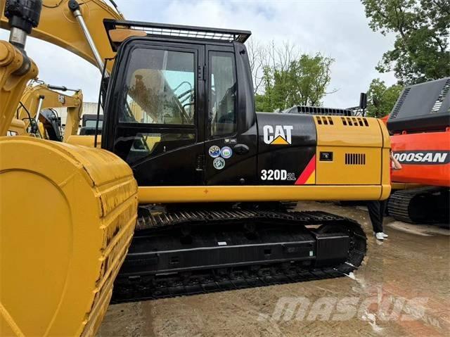 CAT 320 D2L Excavatoare pe șenile
