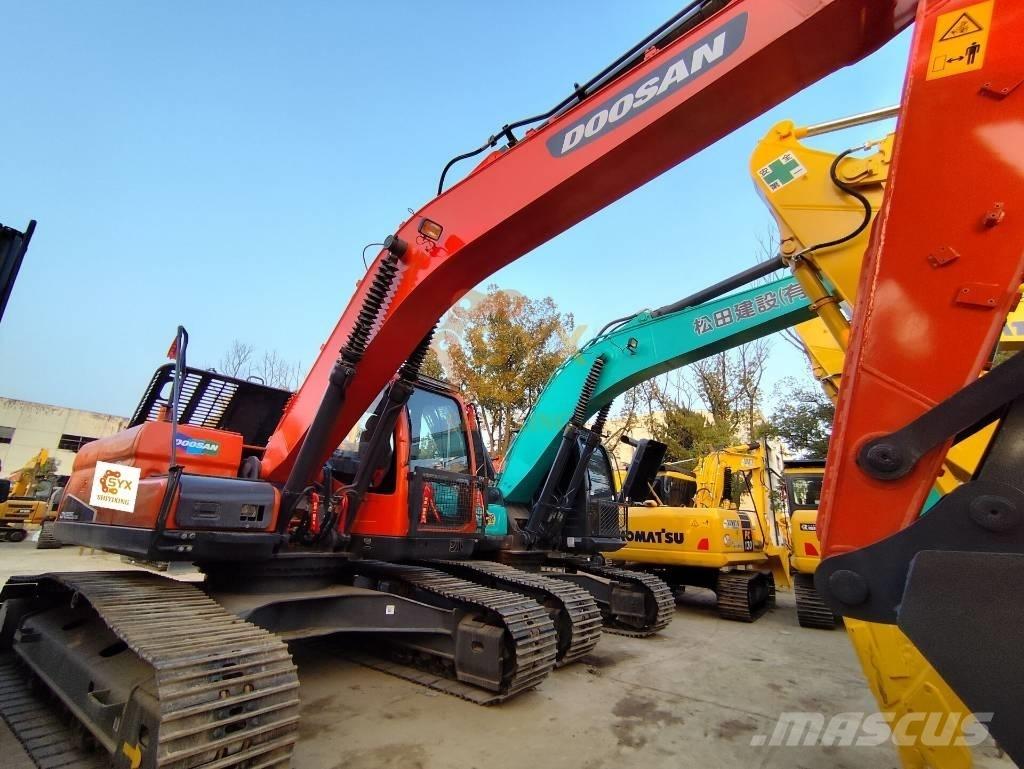 Doosan DX 225 LC Excavatoare pe șenile
