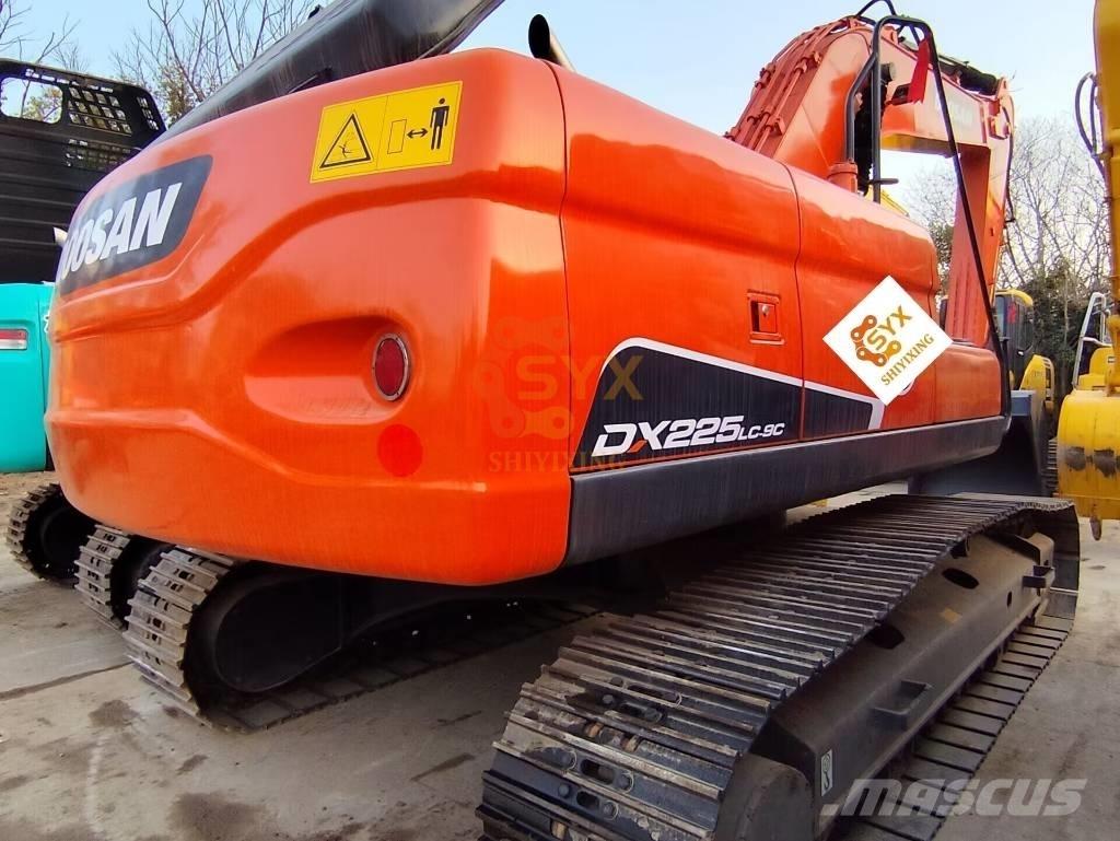 Doosan DX 225 LC Excavatoare pe șenile
