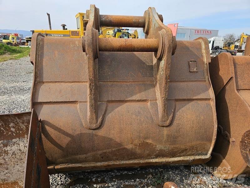 CAT 365/374 Pistoane