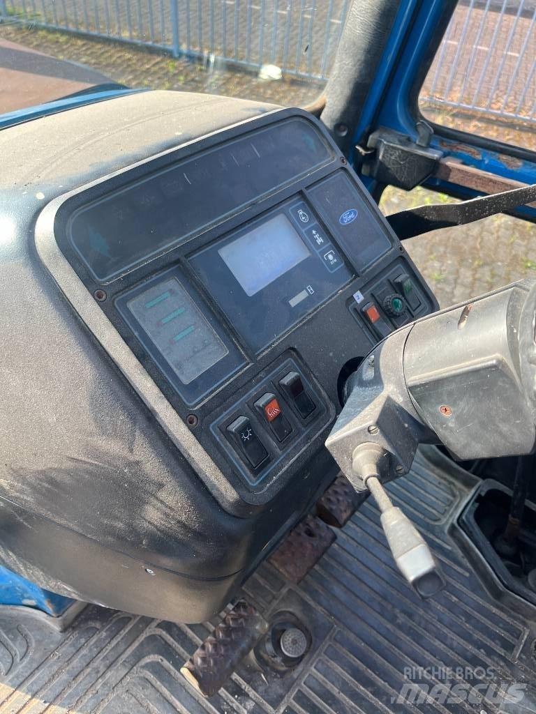 Ford 8210 III Tractoare