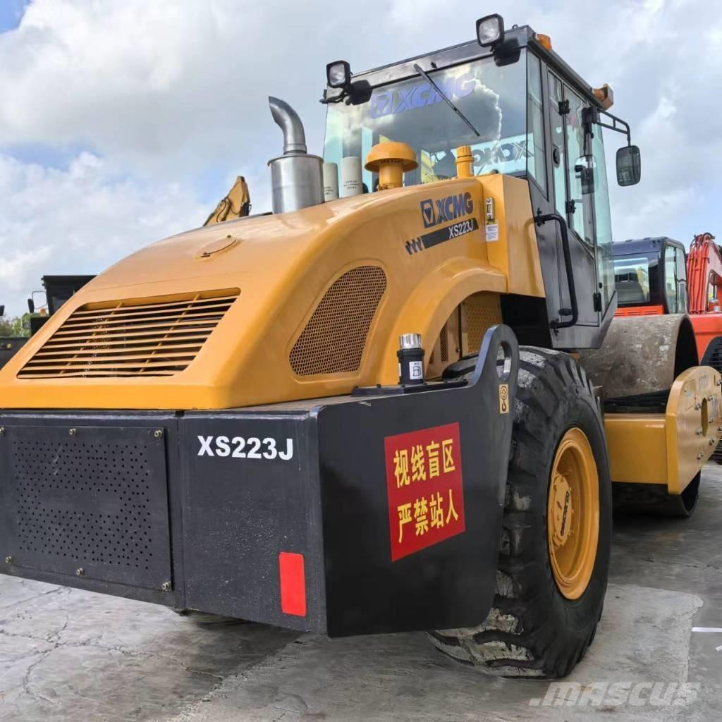 XCMG XS 223 J Compactoare monocilindrice
