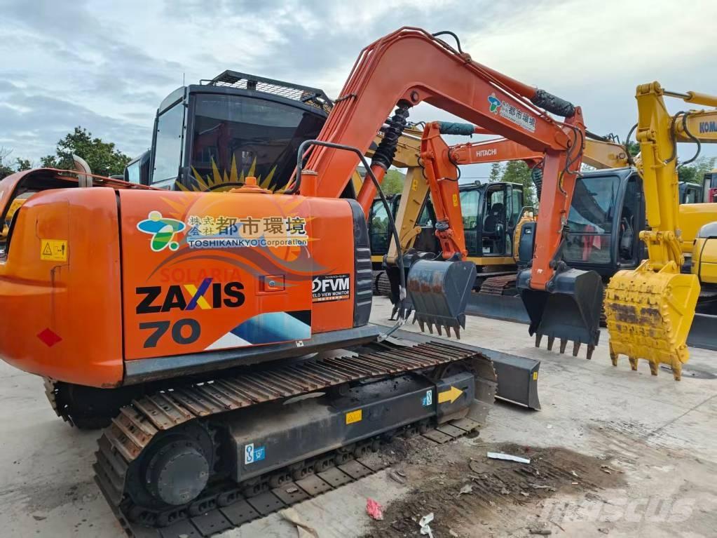 Hitachi ZX 70 Excavatoare 7t - 12t