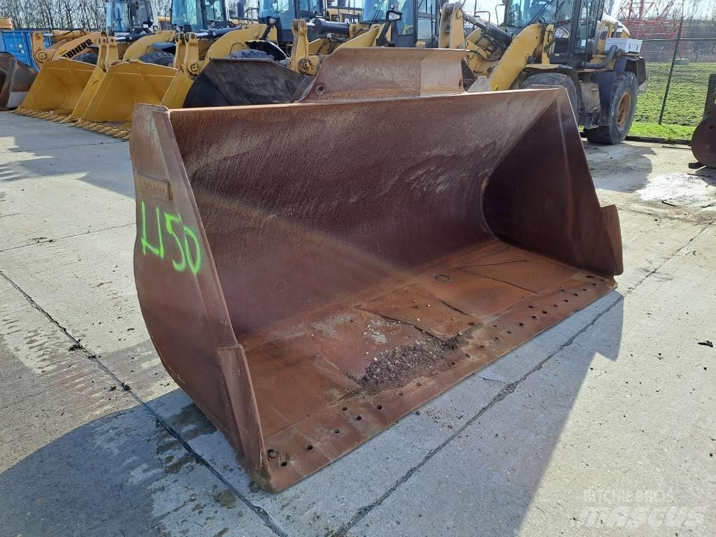 Volvo Bucket L150H Pistoane