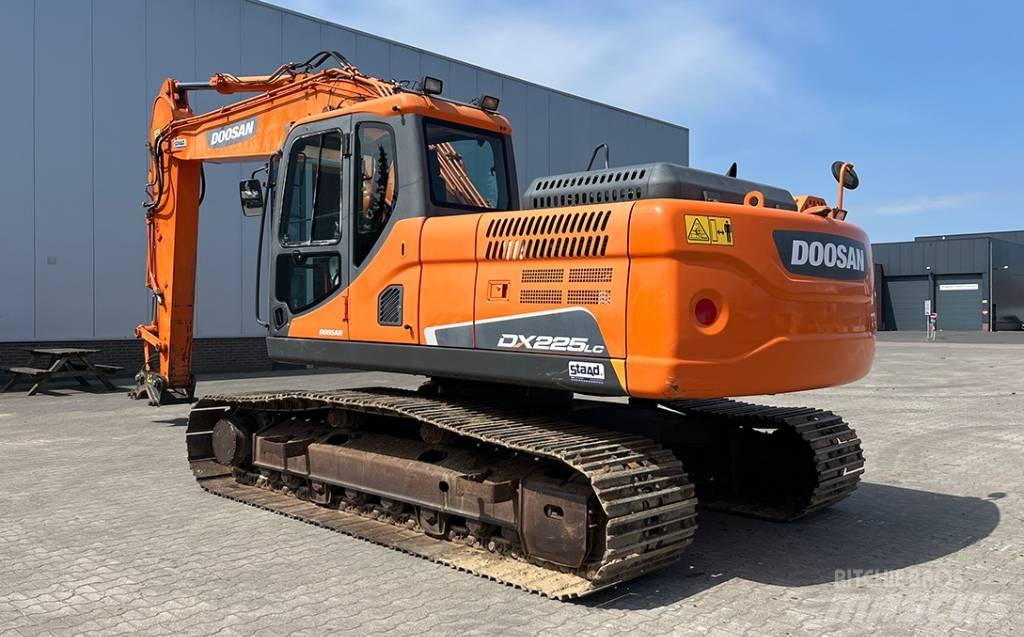 Doosan DX 225 LC-3 Excavatoare pe șenile
