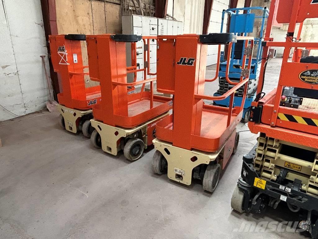 JLG 1230 ES Ascensoare verticale catarg