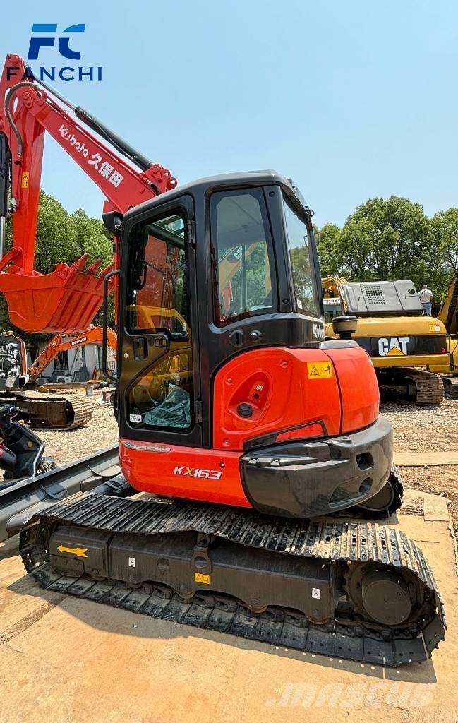 Kubota 163 Excavatoare pe șenile
