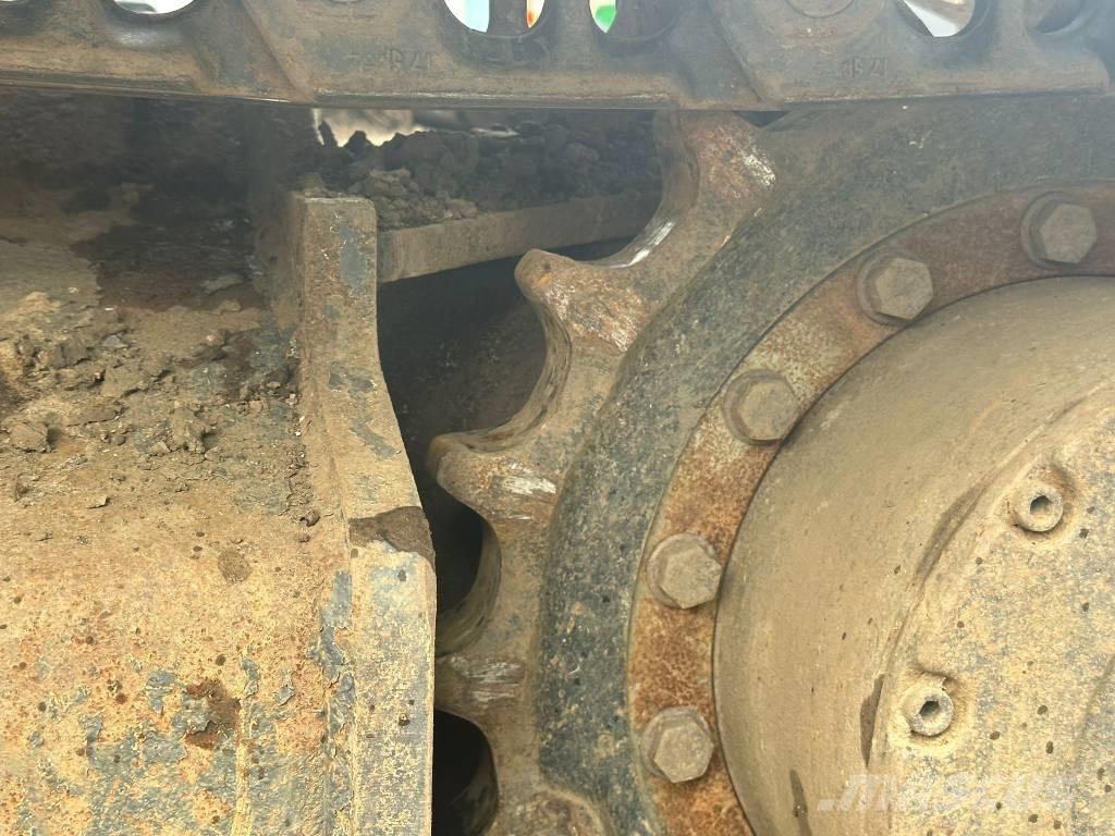 CASE CX 130 D LC Excavatoare pe șenile

