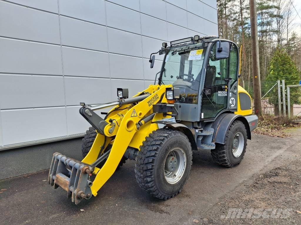 Wacker Neuson WL 52 Incarcator pe pneuri